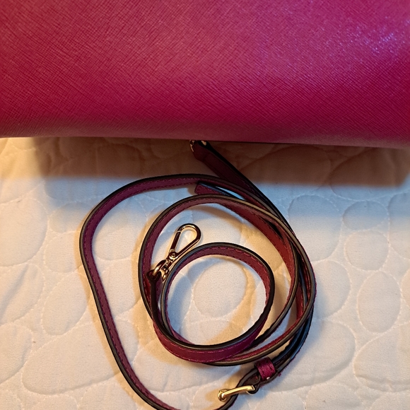 Michael Kors Lock and Key Hamilton Bag - Picture 8 of 14